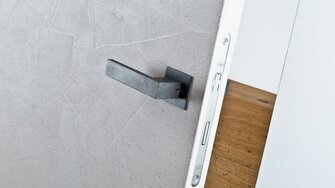 ADLER Betoneffekt, Koch-Türen